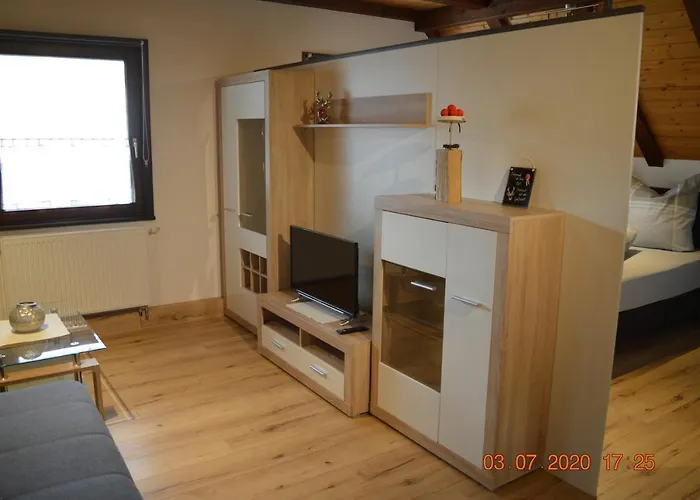 Beim Holzmann Daire *